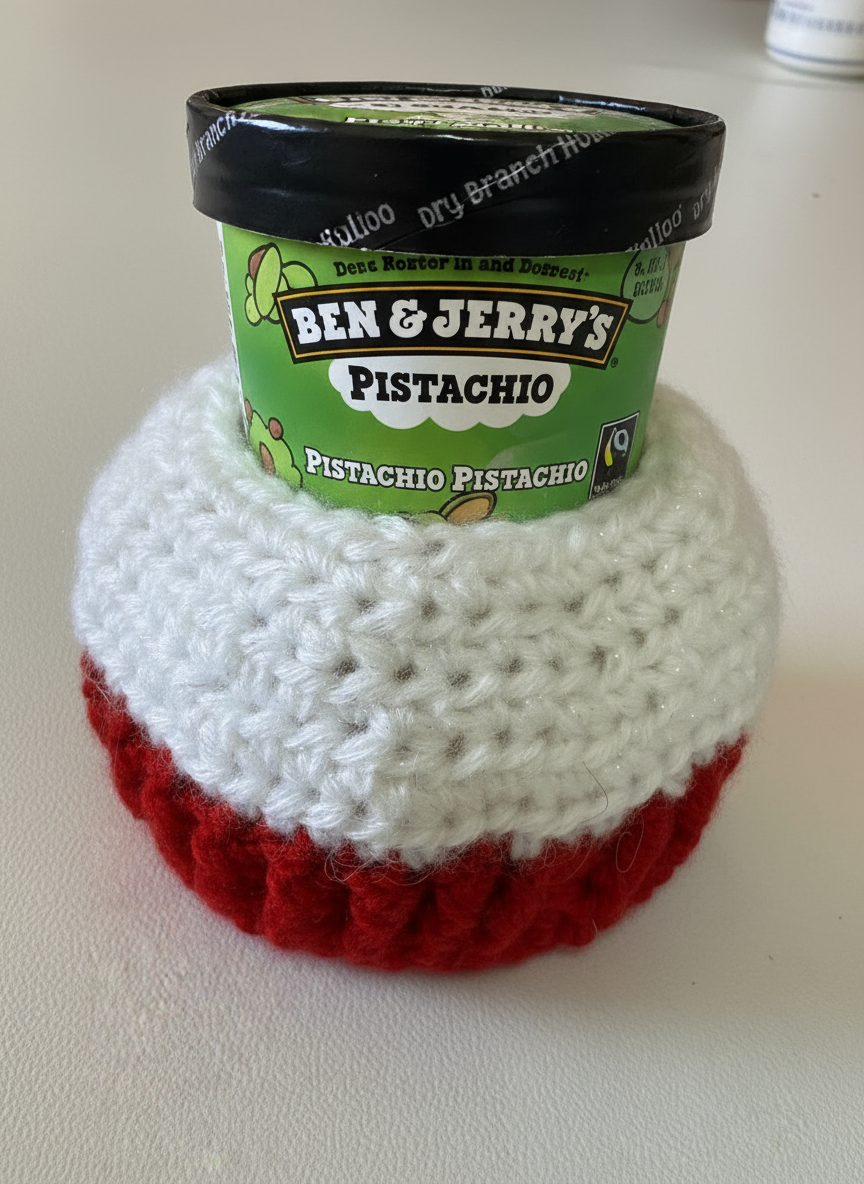 Christmas Pint Cozy